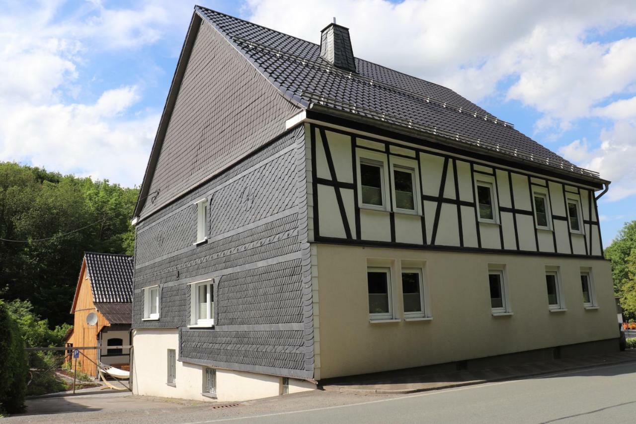 Ferienhof Donner An Der Wenne Эслоэ Экстерьер фото