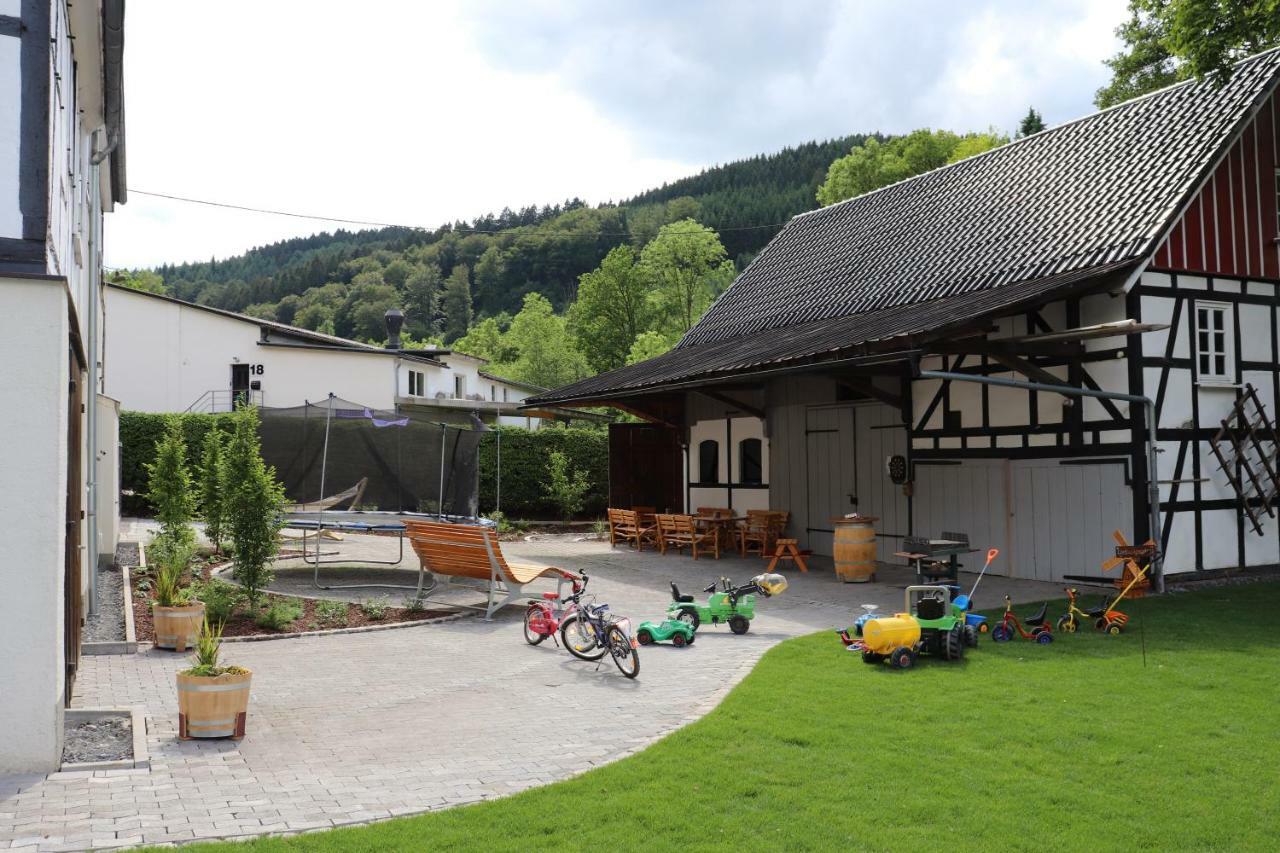 Ferienhof Donner An Der Wenne Эслоэ Экстерьер фото